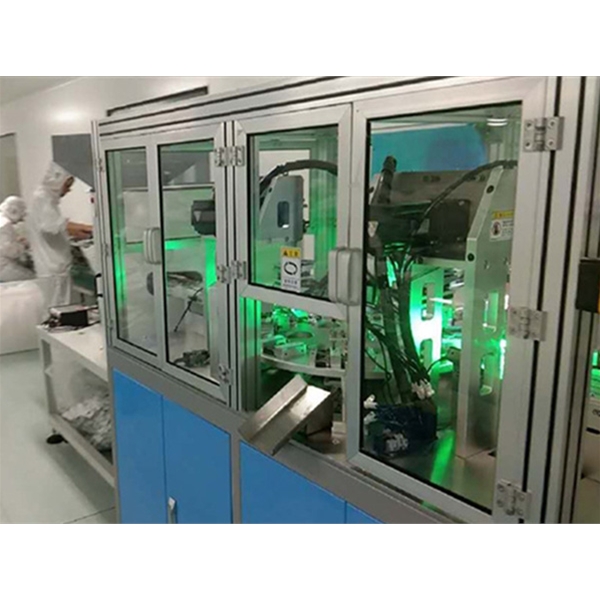 香港体外诊断卡全自动组装机器人LW-2000